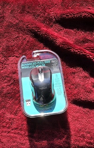 Comfortable Wireless Mouse Silver Full Size - Picture 1 of 1