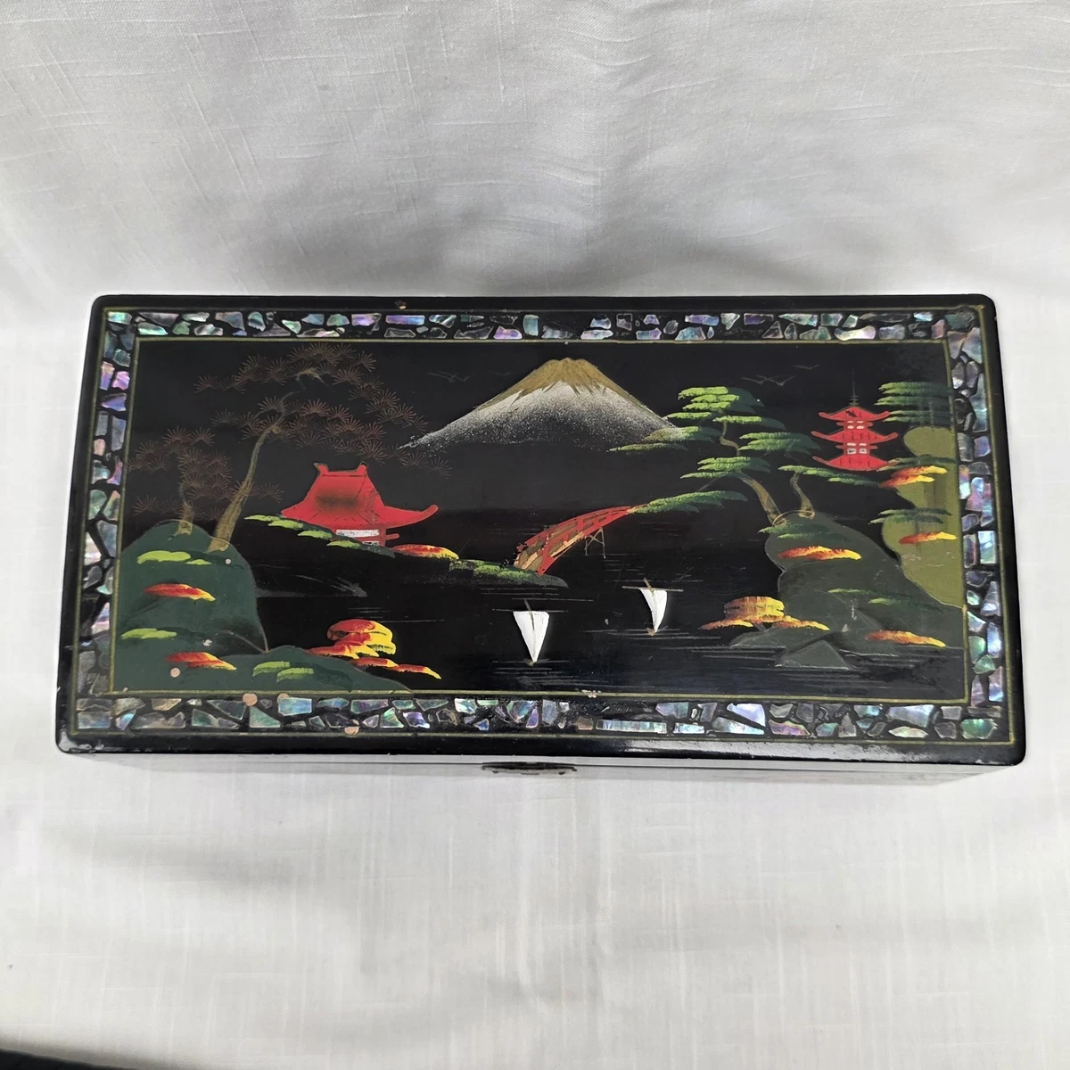 Japanese Wood Box In Collectible Japanese Boxes (1900-Now) for