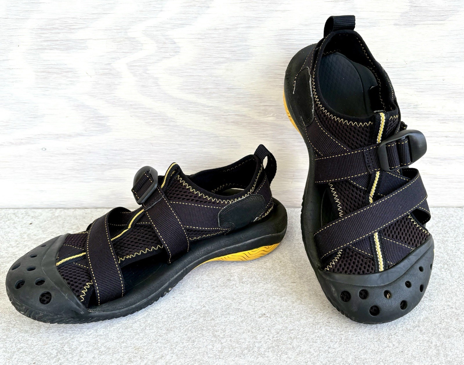 Sandali Keen Aqua Stop uomo neri a rete asciugatura rapida punta chiusa acqua escursionismo taglia 10