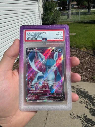 2021 Pokemon SWSH Evolving Skies Glaceon V #174/203 PSA 10 GEM MINT