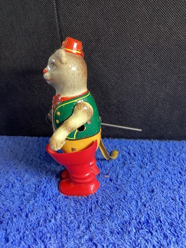 Vintage 1940’s Tin Lithographed Wind-Up Toy Puss In Boots Germany Missing A Few - Bild 9 von 15
