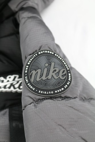 Nike Boys Hooded Puffer Jacket Black Gray White Sz 4-XS 5-S 6-M 3D Logo Zipped - Picture 11 of 27