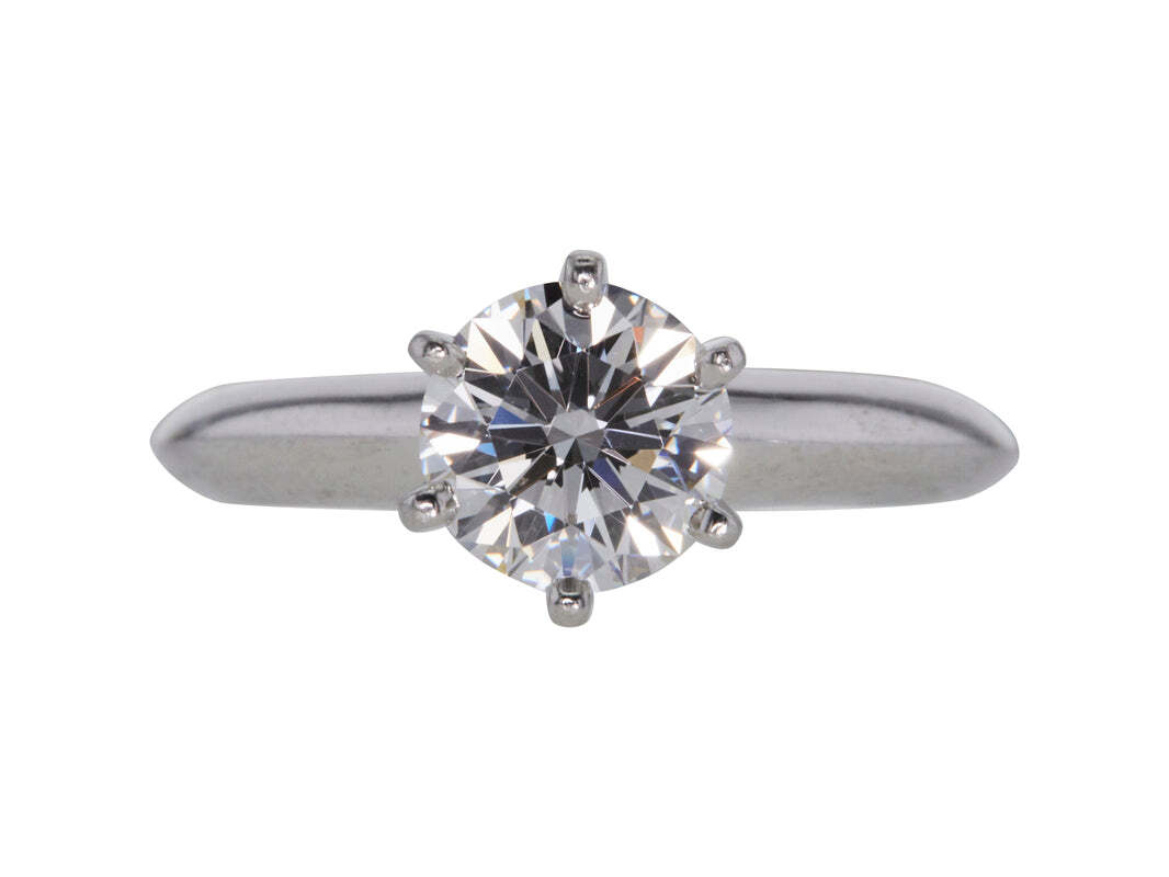 Tiffany & Co.. 1.09 Carat Round Brilliant F-VS1 Diamond Platinum