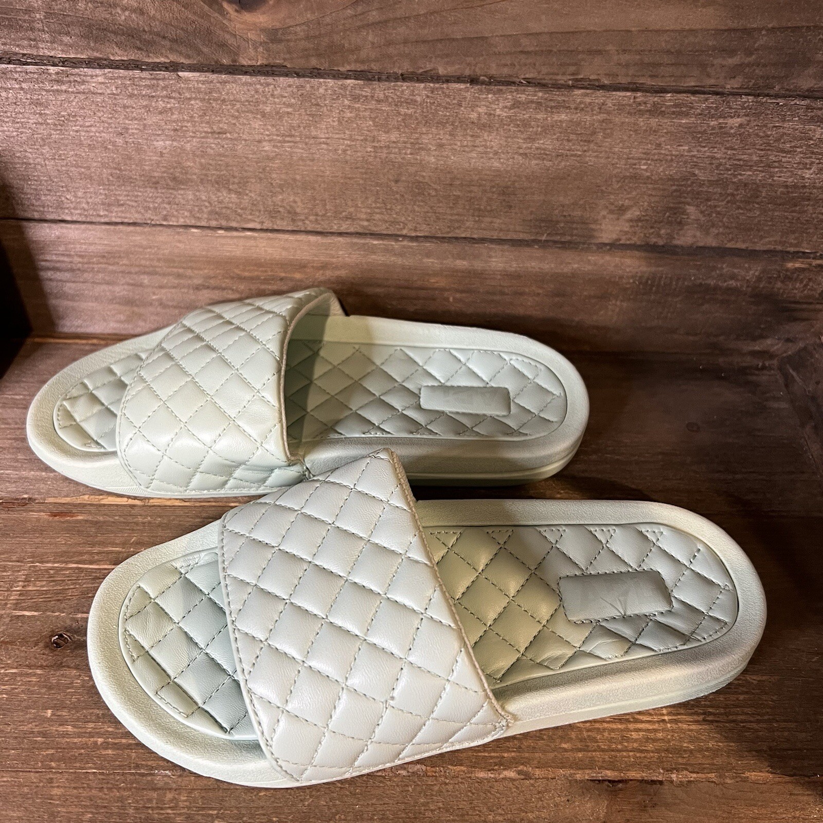 Scarpe sandali slide donna APL Lusso verde chiaro come nuovi taglia 5 M nuovi senza scatola