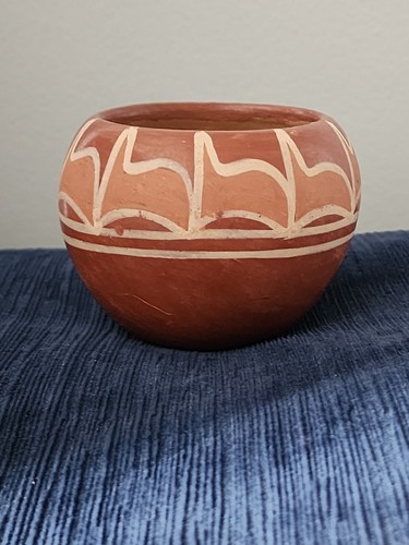 Small Red Clay Hand Glazed Pot - Picture 3 of 9