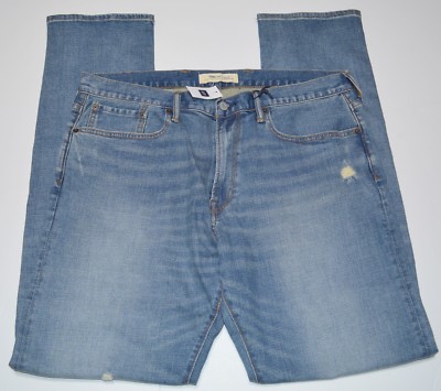 Gap Men's Athletic Destructed Taper Fit Jeans in GapFLex NEW Size 30 x 32