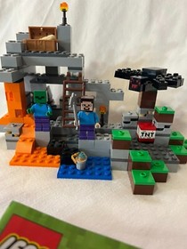 Minecraft Lego Set 21113 The Cave, Complete w/Instructions