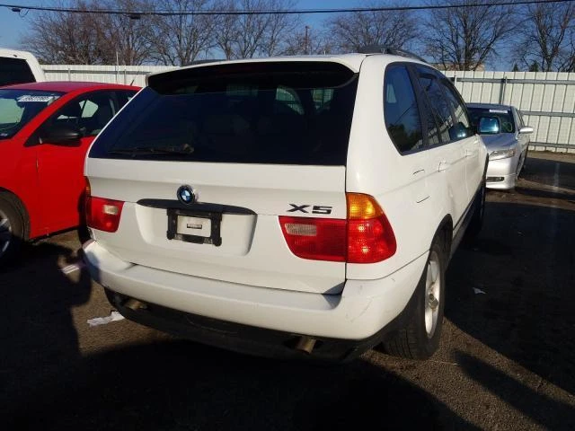 Conjunto de limpador de ar usado serve: 2002 BMW X5 3.0 grau A - Imagem 4 de 4