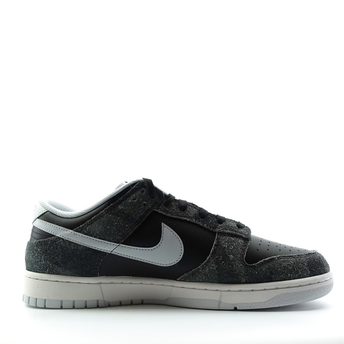 Nike Dunk Low Retro PRM Animal Pack Zebra Sneakers DH7913 001