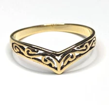 .925 Sterling Silver Women's Yellow Gold Plated Chevron V Filigree Fashion Ring 