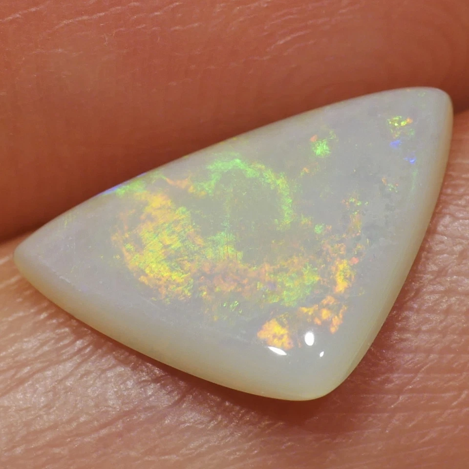 1.81 ct Edelopal Opal SchmuckEdelstein Cabochon Lightning Ridge - Australien - Bild 3 von 4