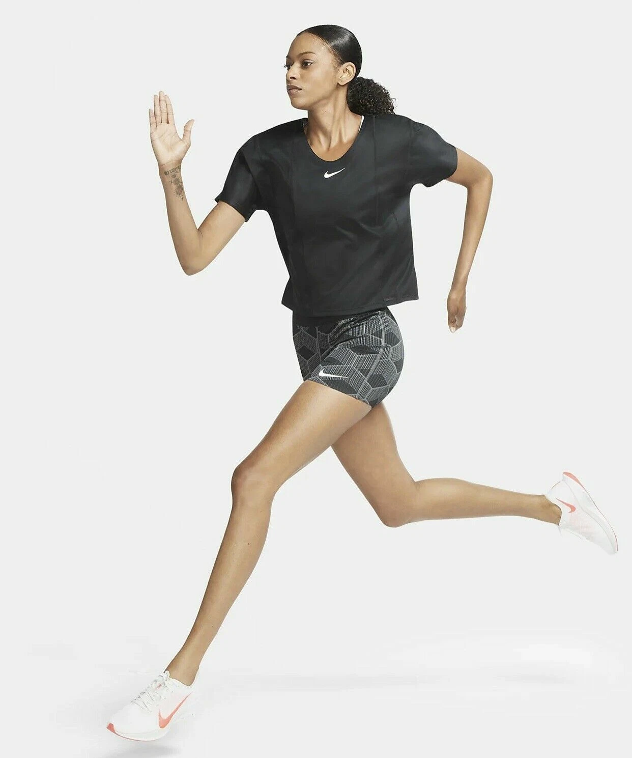 $70 NEW Nike Women's Dri-FIT ADV AEROSWIFT Tights Running Shorts CV0383 Large