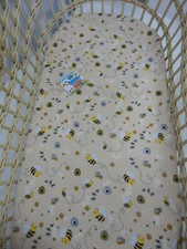 Bassinet Sheet Flannelette Fitted Bees on Beige - FITS BASSINET UP TO 90CMX50CM