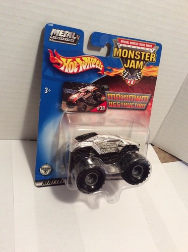 HOT WHEELS MONSTER JAM #38 Chrome Maximum Destruction - Picture 2 of 12