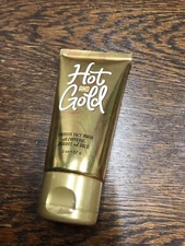 Perfectly Posh Hot and Gold Firming Face Mask.  NEw
