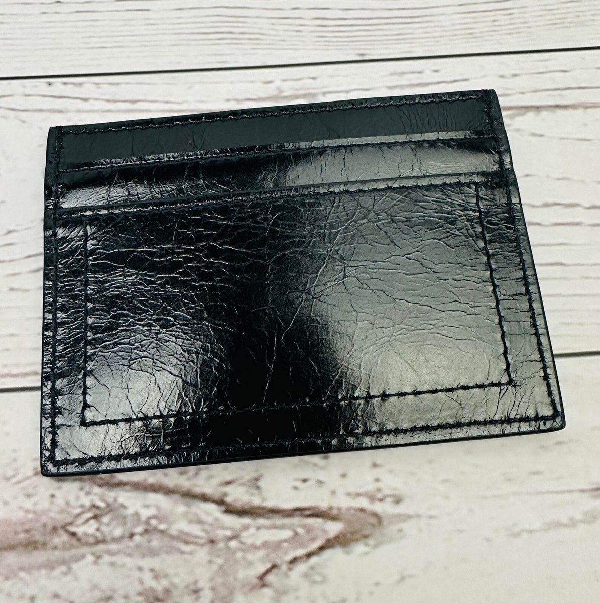 【MOSCHINO】ロゴプリントクロワッサンカードホルダー MOSCHINO CARD HOLDER WITH GOLD PLAQUE Style ID 81128006_0555