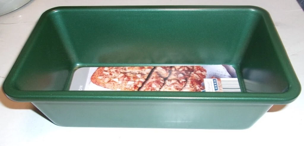 Crofton Carbon Steel Loaf Quan Tanium Pan 8.5 x 4.5 Inches Loaf Pan- New Green