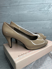 Bandolino Women's Rainaa Pump new with box size 8