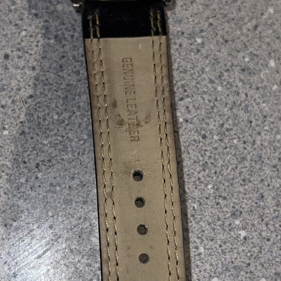 Atlanta Braves Men's Watch With Genuine Leather Band MLB 1998 Non-working - Image 3 of 4