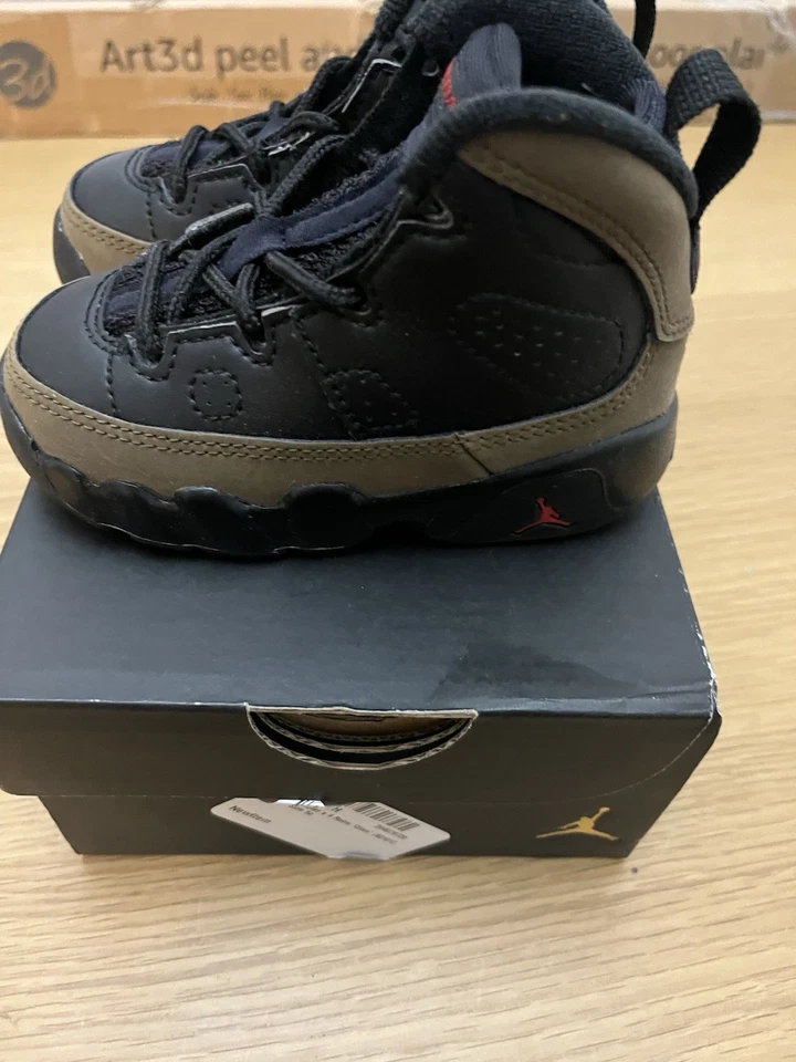 Jordan 9 Retro Niños Pequeños Talla 4c 401812-030 Foto 2 de 4