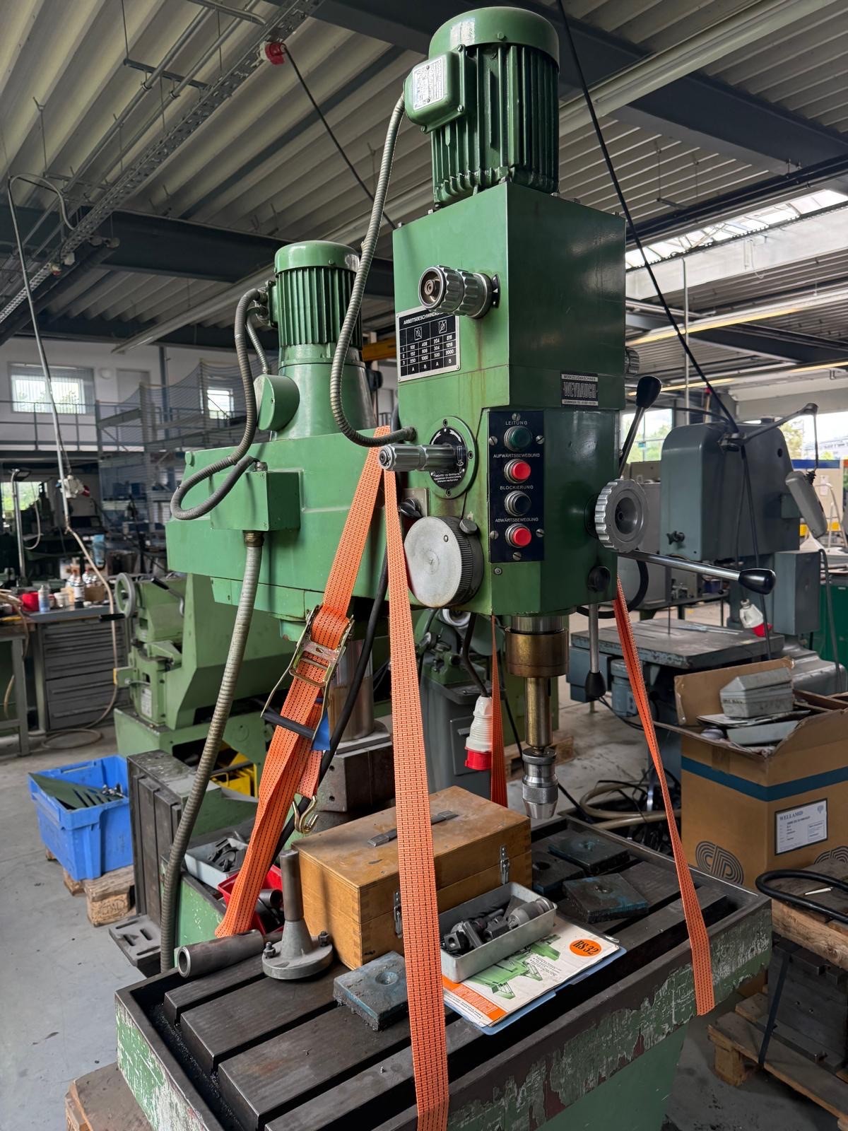 IRSASA Weyrauch RS 32 Schnell-Radialbohrmaschine 32mm Schwenktisch