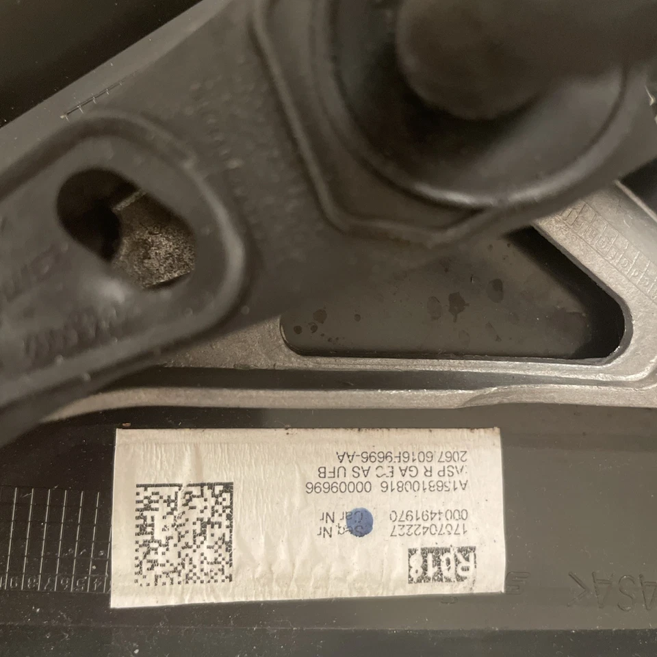 MERCEDES GLA W156 X156 2017-2020 DOOR MIRROR RIGHT DRIVER SIDE A1568103000 - Image 4 of 4