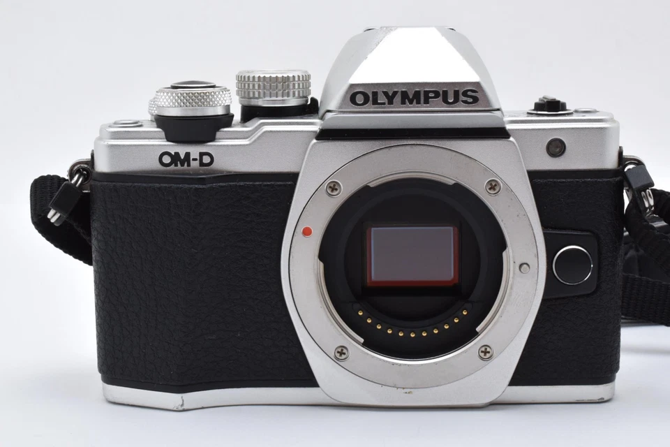 [994shots] Olympus OM-D E-M10 Mark II Silver Mirrorless Camera From JAPAN - Image 3 of 4