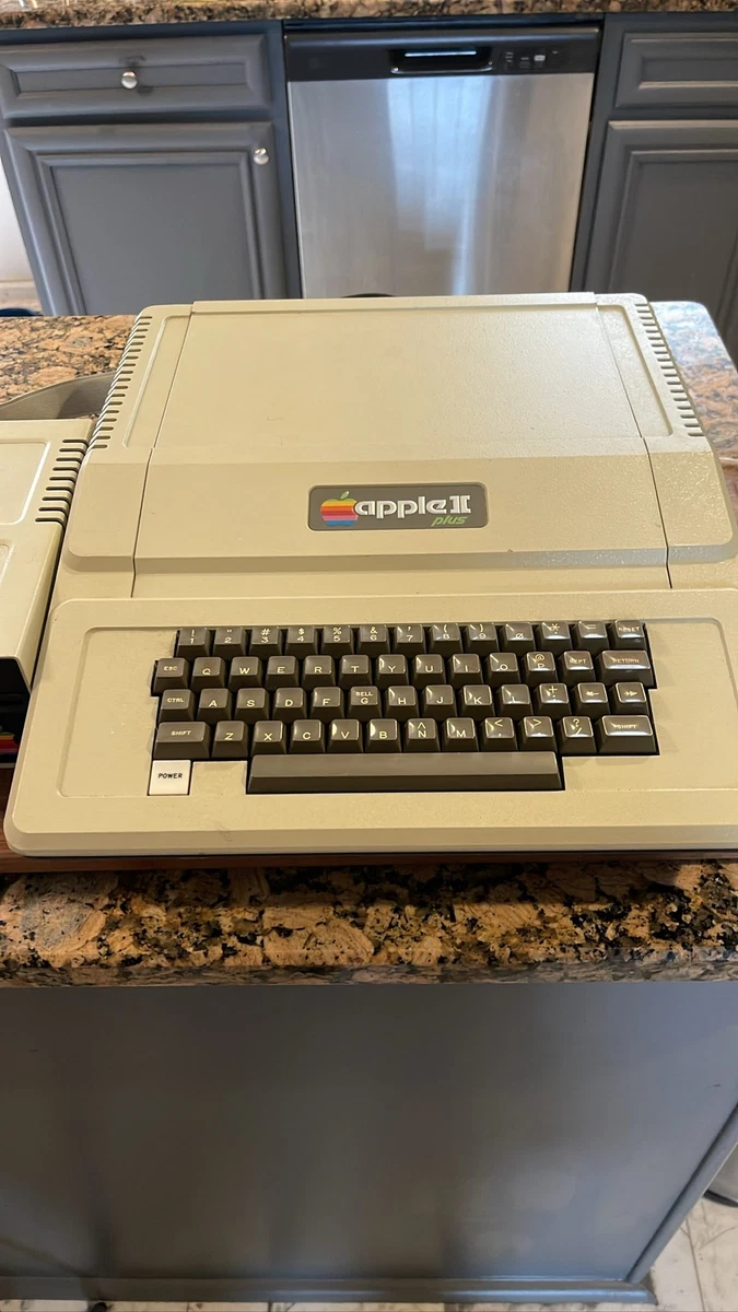 Apple II Plus Vintage Computers & Mainframes for sale - eBay