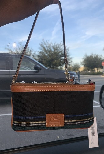 Dooney & Bourke Tartan Large Black Multi Zip Wristlet - Picture 4 of 7