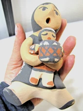 Vintage Handmade Native American Jemez Pueblo Storyteller Signed Lyda Toya 6"