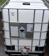 IBC cisterna 1000 litri acqua per orto con pedana in ferro plastica