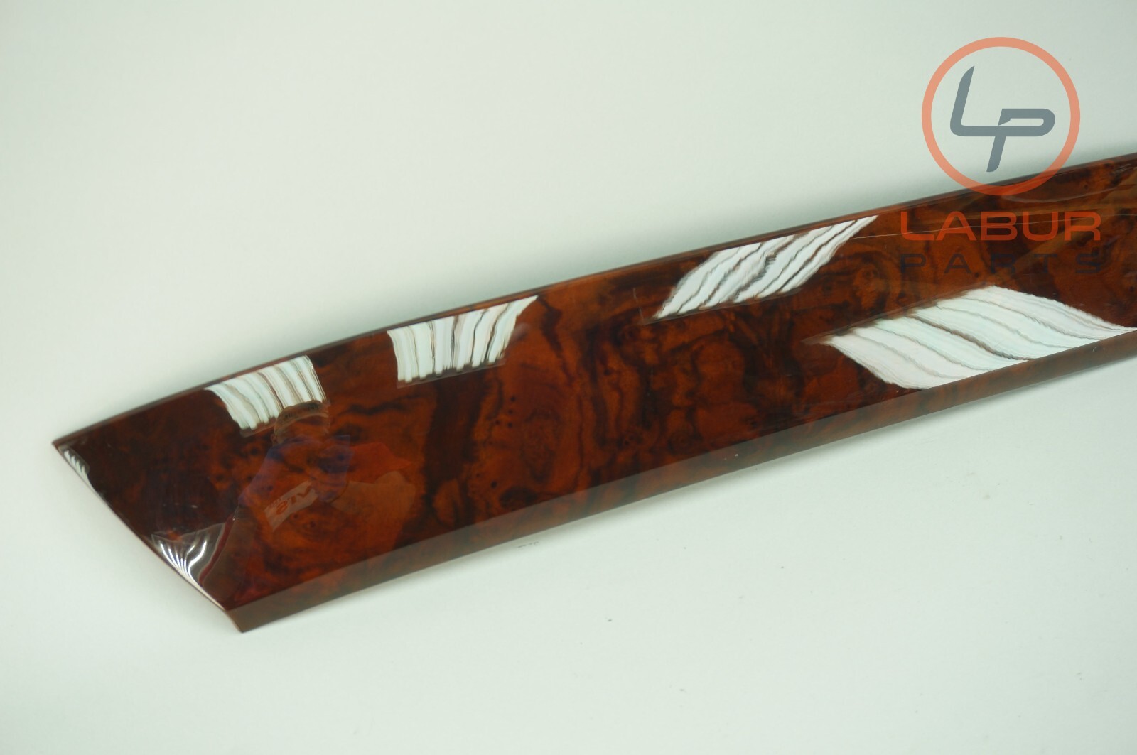 M139 03-13 Maserati Quattroporte Front Right Door Panel Wood Trim A1627