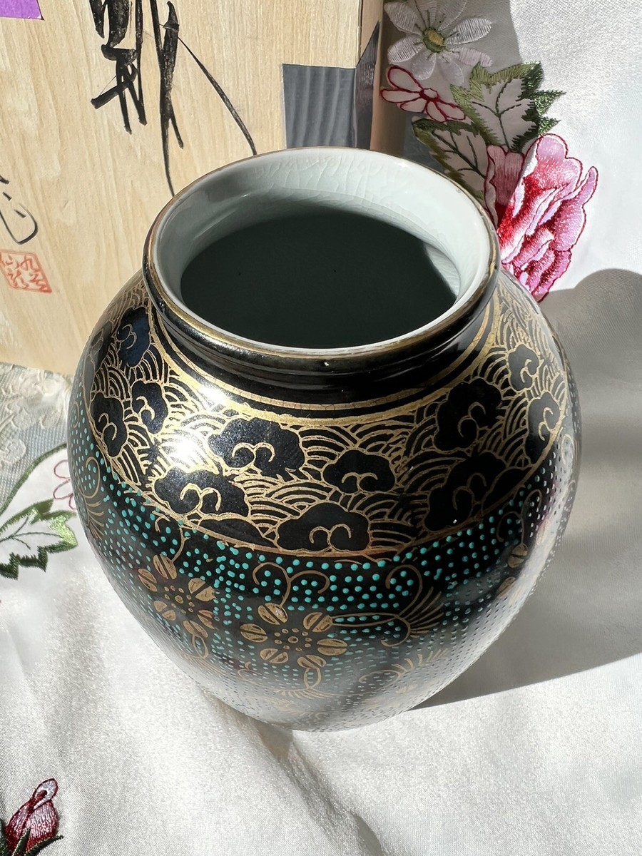 九谷焼Kutani Ware Ceramic Vase JAPANESE Vintage Vase 九谷焼 “KUTANI-YAKI” Unused 7.1x7.1in