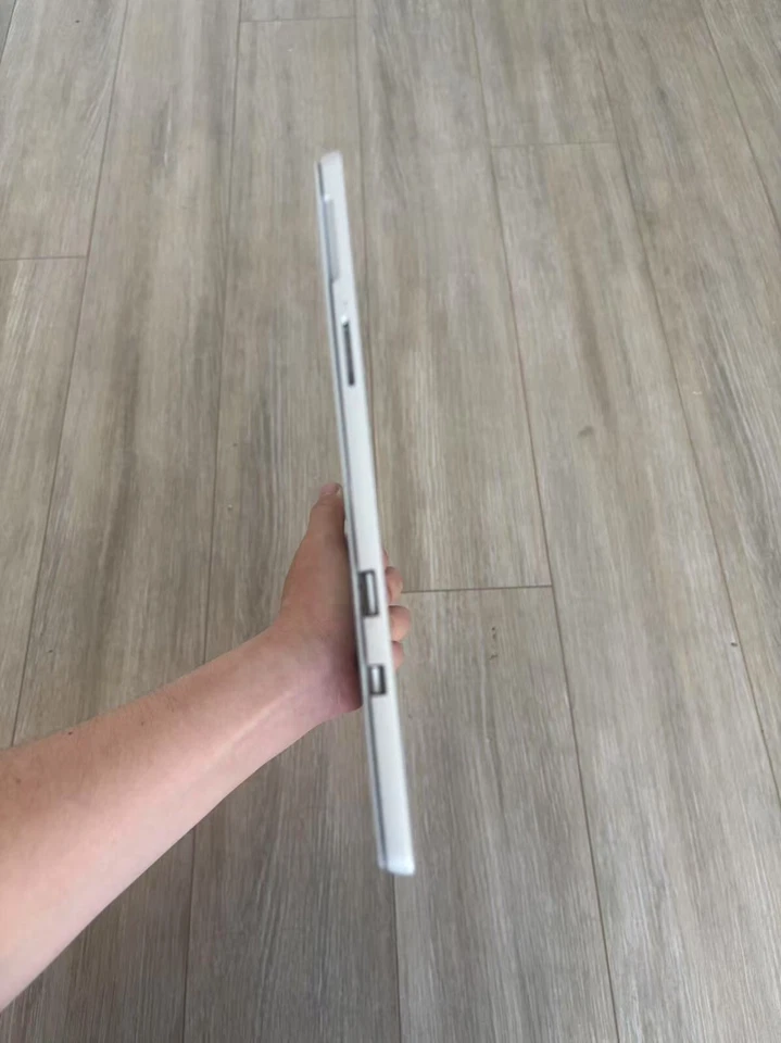 Microsoft Surface Pro 5 I5-7300U 8+256 Windows 11 Pro (90+% Battery) - Image 4 of 4