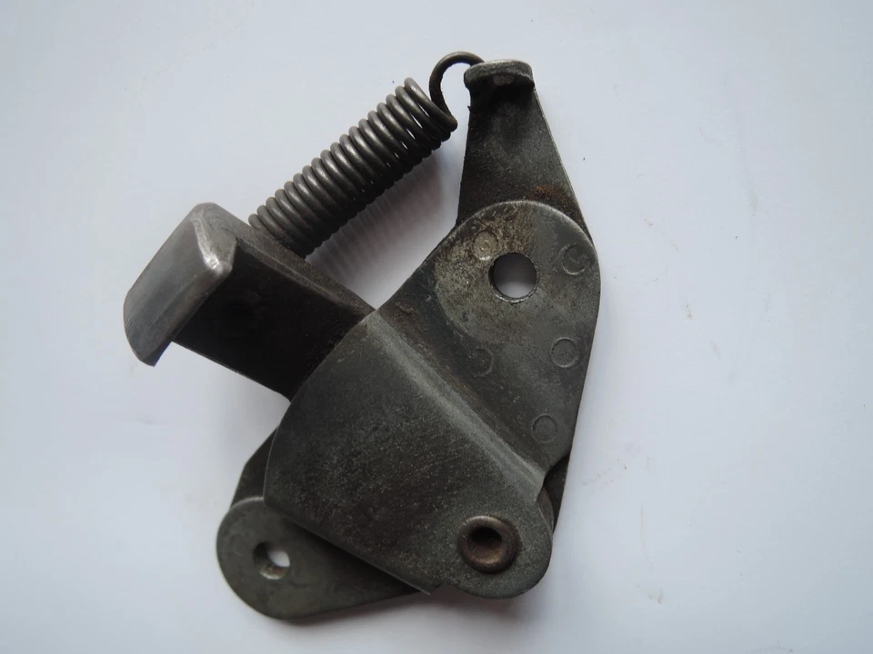 ALFA ROMEO GIULIETTA / GIULIA ARAÑA Usado CAPUCHA LIBERACIÓN PESTILLO Foto 3 de 4