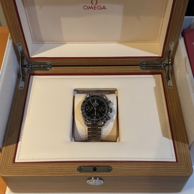 NEW Omega Speedmaster 38 324.30.38.50.01.001 Black Dial Box & Papers & Warranty