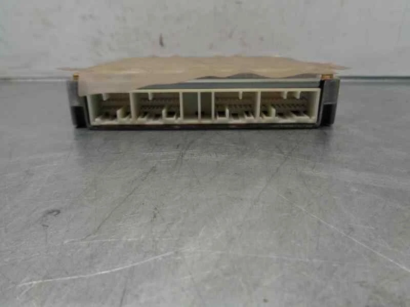 8966113120 centralina motore per TOYOTA COROLLA VERSO (E12) 2.0 2001 3073994 - Immagine 3 di 4