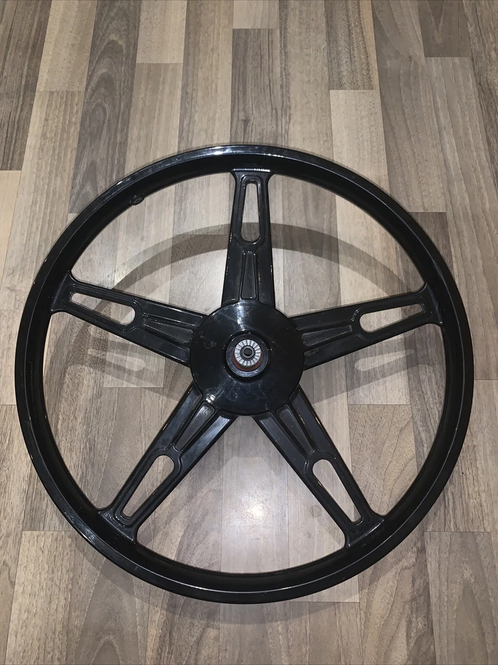 Vorderrad 20“ Alu Guss, 6-Loch Disc, schwarz, 100mm Einbaubreite, 30mm Innenbr. - Bild 2 von 4