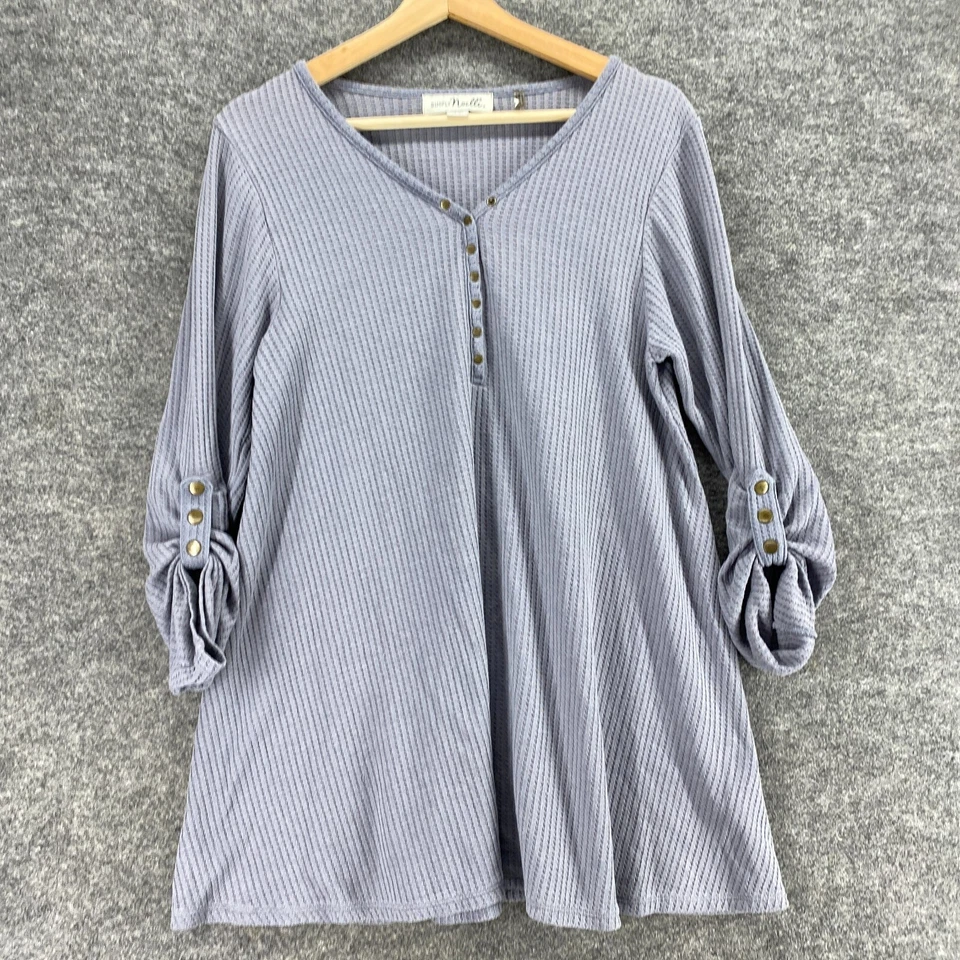 Blusa Simply Noelle Mujer S/M Gris Cuello en V 1/2 Botón Manga 3/4 Algodón Gofre Foto 4 de 4