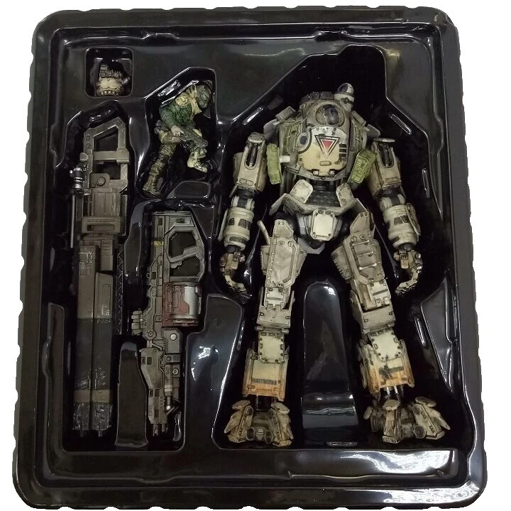 Acción Square Enix Armaduras