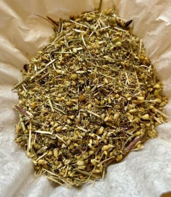 Yarrow leaf stem and flower Achillea millefolium cut and sifted Herb Herbal 1 oz