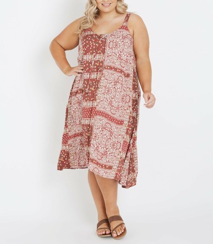 Bohemian Paisley Plus Size Autograph V 