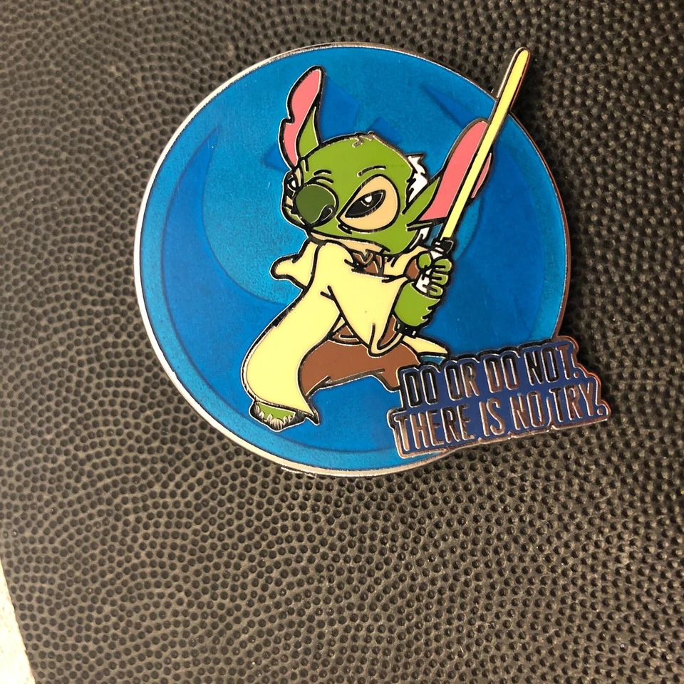 Disney pin 108030 Star Wars Quotes Yoda Lilo & Stitch costume do or no not try - Image 4 of 4