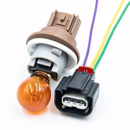 Turn signal socket+bulb+connector Chrysler Town & Country. 2008-2016. 68206500AE - Picture 2 of 5