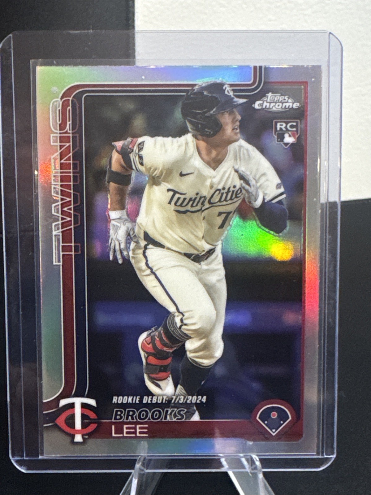 2025 Topps Chrome Update Series - Rookie Debut Brooks Lee #USC6 Refractor (RC)