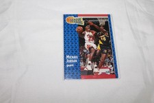 Fleer 1991 Michael Jordan #220 Basketball Card *LOOK*