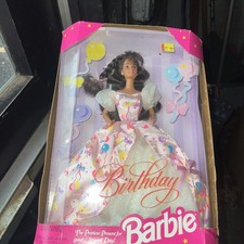 classic 1996 BIRTHDAY BARBIE DOLL BRUNETTE NIB 16000