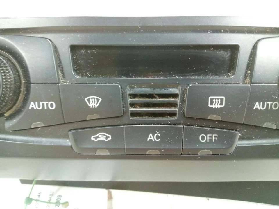Heat/ac Controler Audi A4 Avant Tdi S Line Dpf 2008-2015 1968ccdiesel 8t2820043s - Image 3 of 4