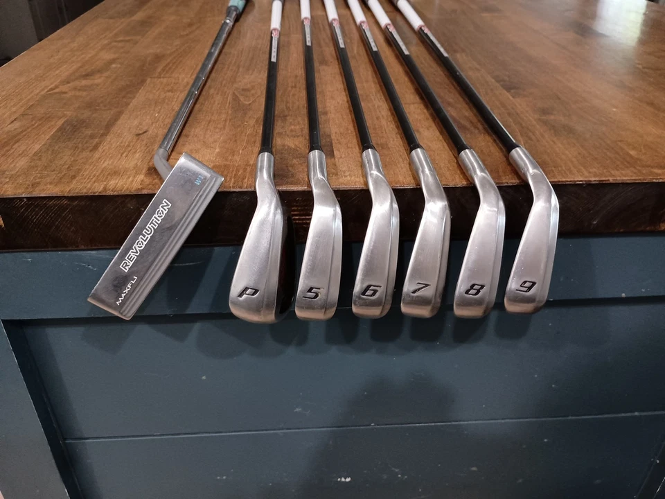 Power Bilt TPS Blackout 5-PW Iron With Putter Graphite Flex M Torque 4.0 68g RH - Image 2 of 4