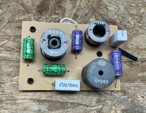 Frequenzweiche für Lautsprecher HECO Mythos 300